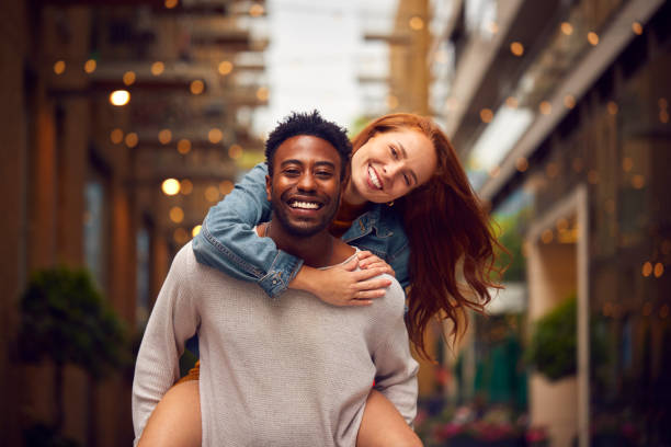 Setting Up Your Dating Profile the Right Way