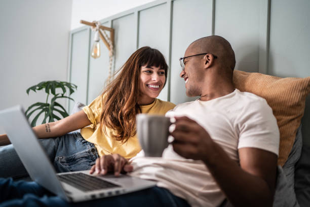 How to Identify a Serious Online Partner